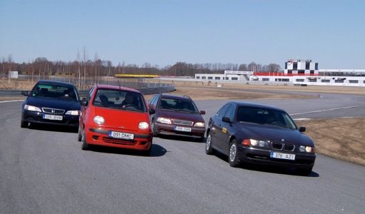 Autolehe video: 800 eurosed autod ringrajal