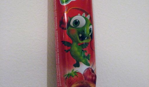 Draakoni batoon (maasika-kirsitäidisega) - Kalev