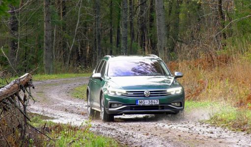 Volkswagen Passat Alltrack - Motors24.ee proovisõit